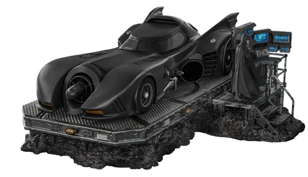 Iron Studios - The Flash Movie - Batmobile - Deluxe Art Scale Statue 1/10